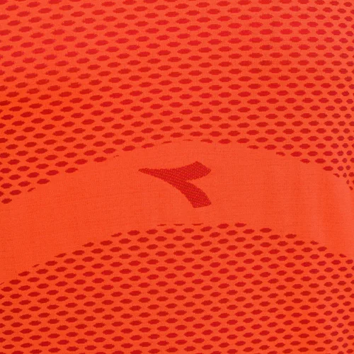 T-SHIRT-LS-TECHFIT_M_02.jpg