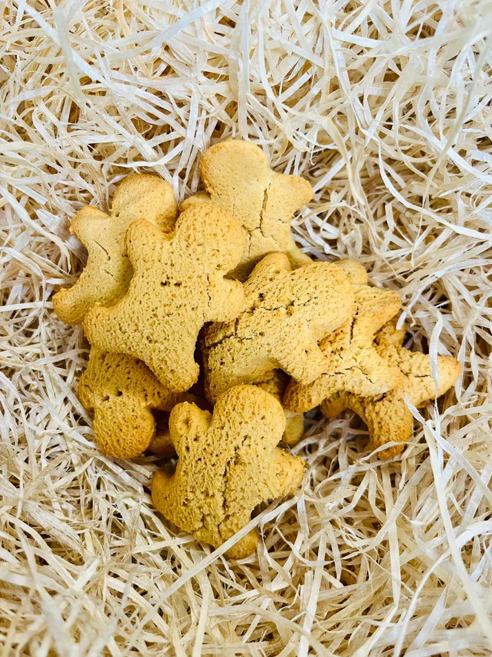 MiniGingerbreadMenDogTreatBiscuitLoose.webp