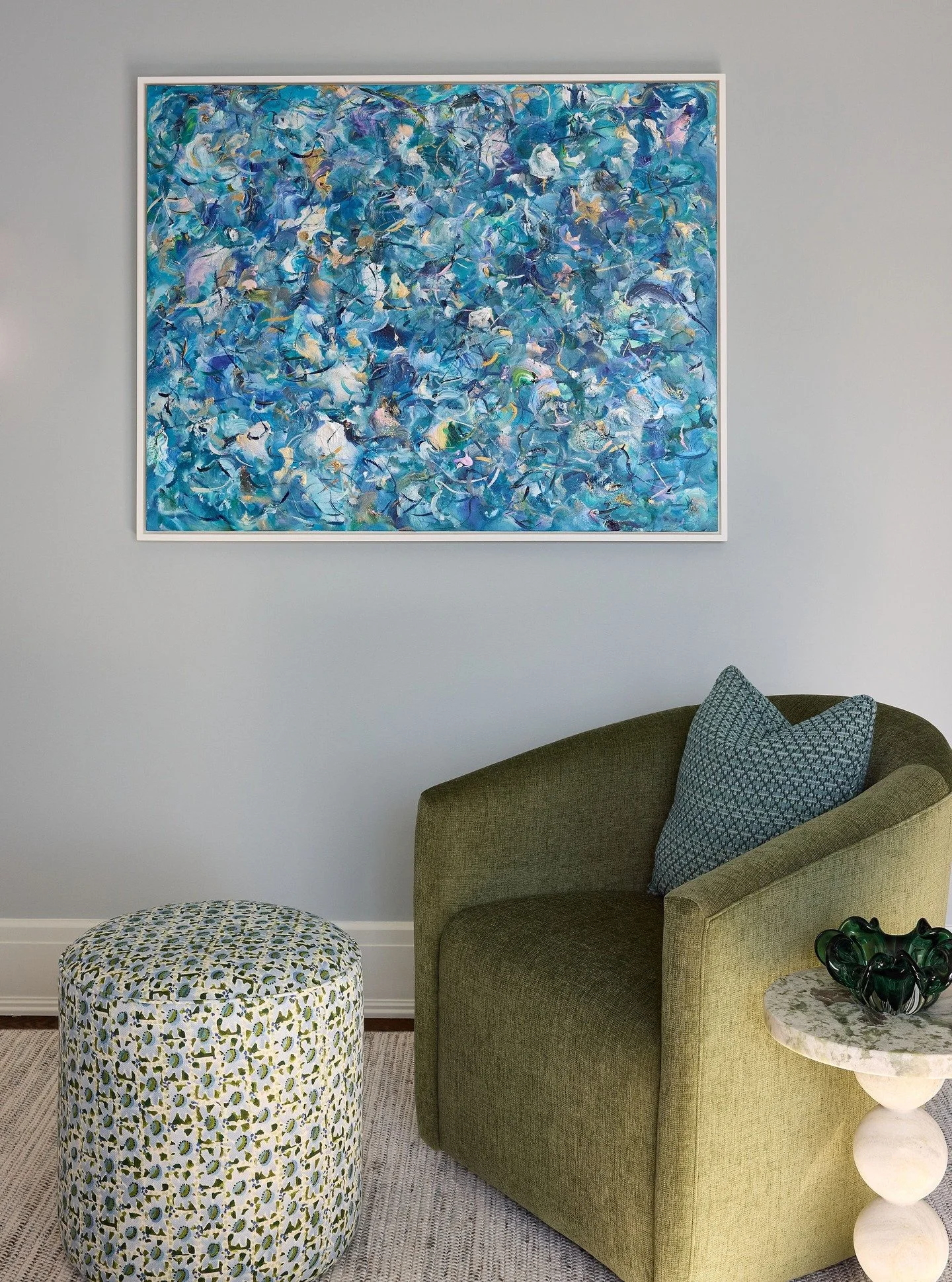 Mellow primary bedroom moment.

#InteriorDesign #PrimaryBedroomDesign #LuxuryInteriors #BedroomGoals #DesignTips #InteriorStylist #ModernHomeDesign #CustomMillwork #HighEndInteriors #HomeDesignInspo