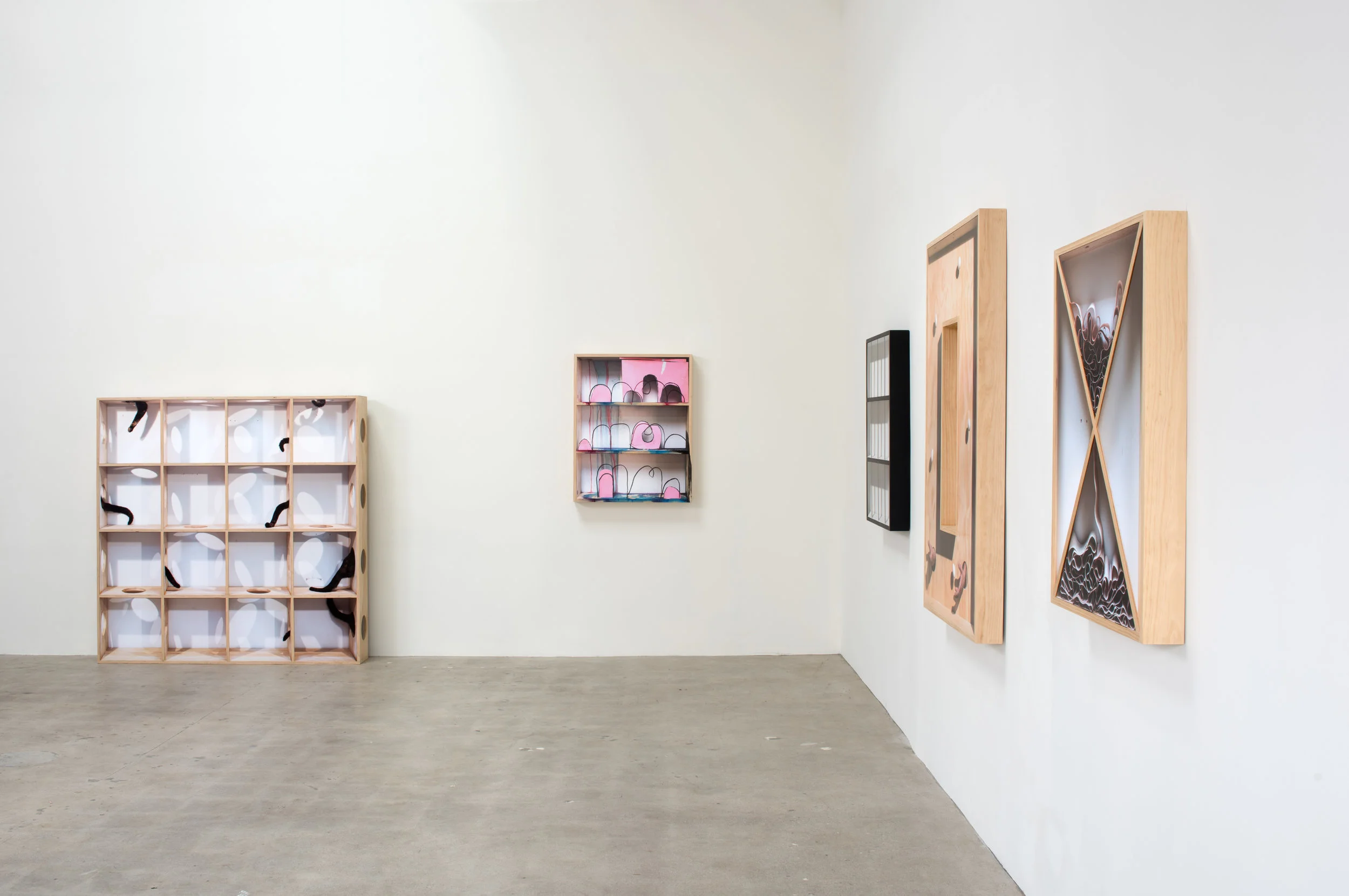 Installation View Performance Anxiety May 11 - June 29, 2019 Moskowitz Bayse, Los Angeles ————