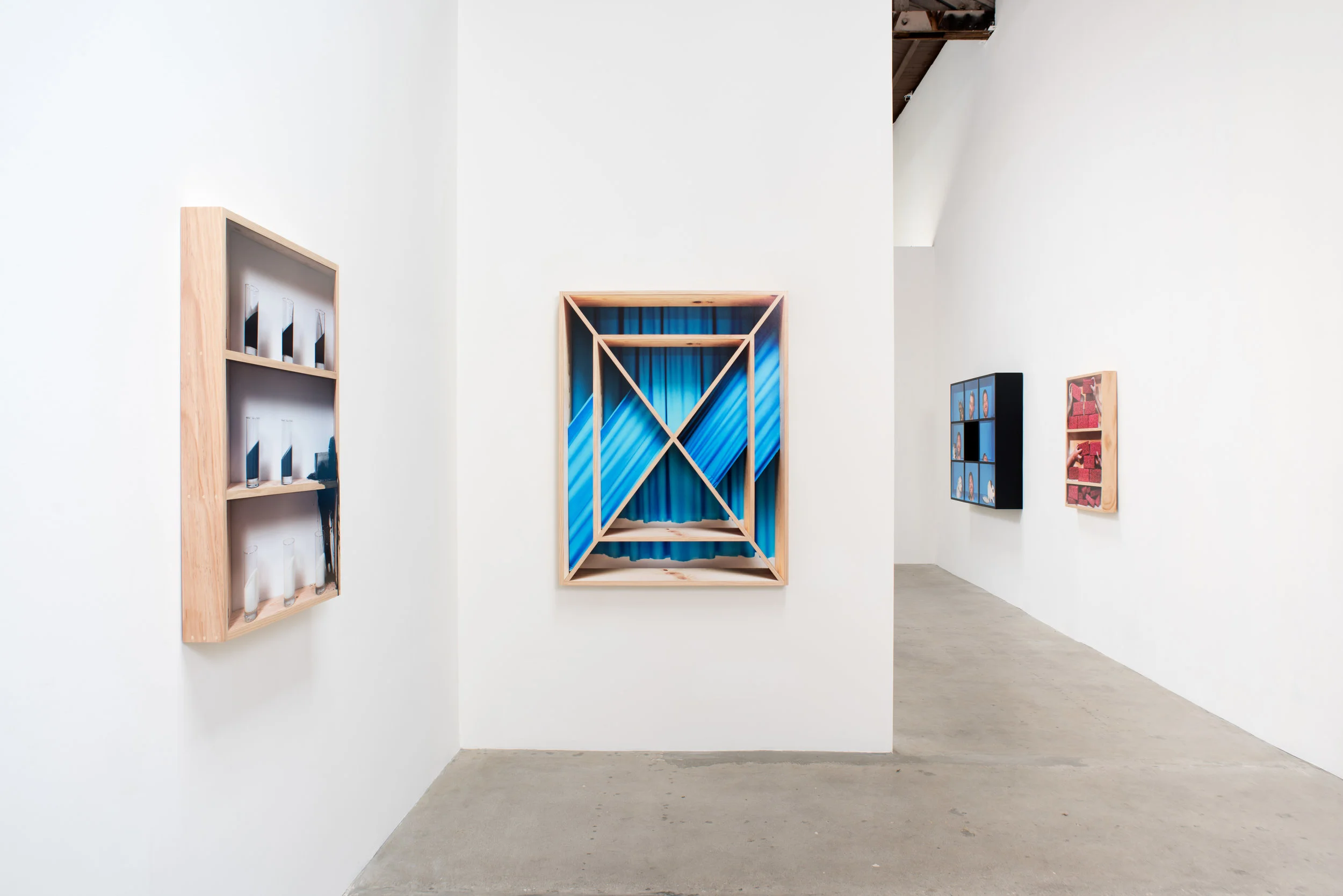 Installation View Performance Anxiety May 11 - June 29, 2019 Moskowitz Bayse, Los Angeles ————