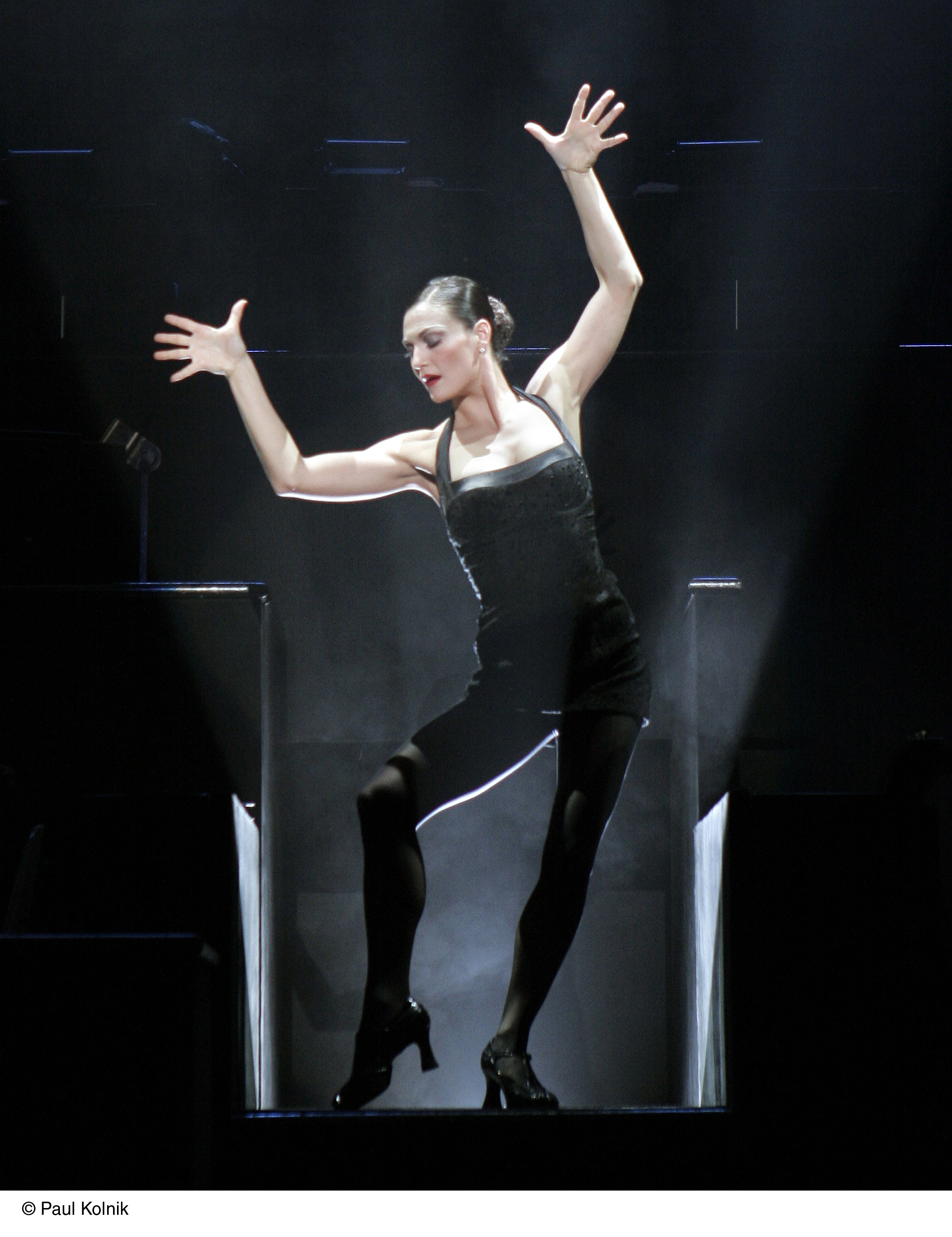Terra C MacLeod as Velma Kelly in CHICAGO. Credit Paul Kolnik.jpg
