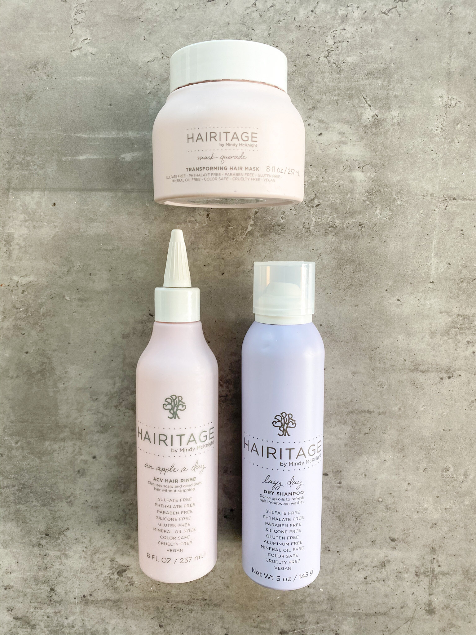 www.tarynintotravel.com | Hairitage by Mindy Hairline | Shampoo and Conditioner Review | Dry Shampoo | An apple a day acv hair rinse | Walmart Finds 