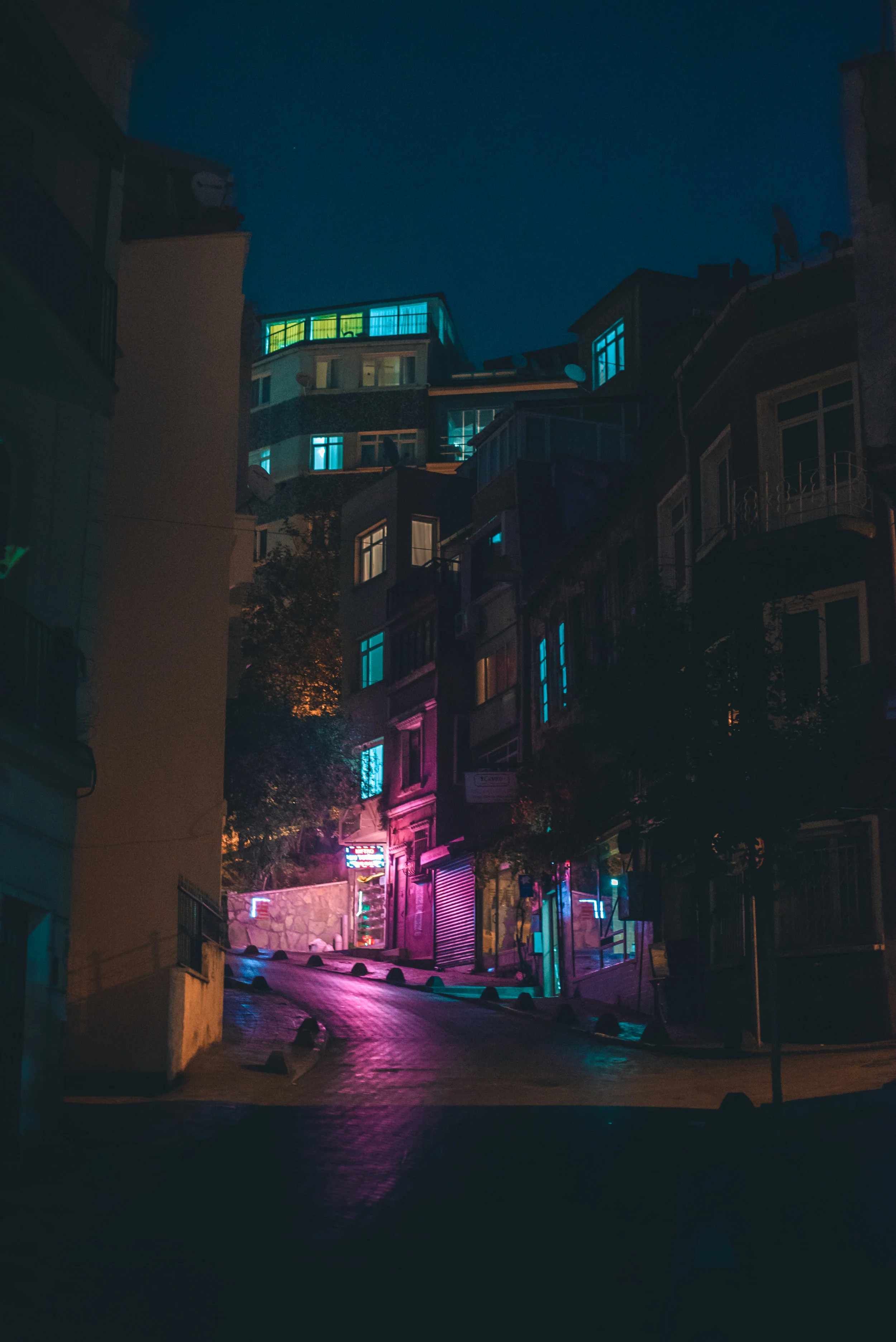Istanbul Night - Turkey 2017 - Street - Hamza Benkirane - www.hamzabenkirane.com - 21.jpg