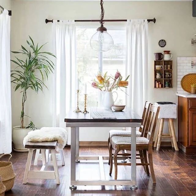 The countdown is on! We are heading to Monroe for our first market of the spring junk hunting season on February 14th & 15th! I can’t wait to see all the fresh items and inspiration that our fabulous vendors (like @trouvaillelifestyleinteriors 😍) will be serving up!
.
Who else is ready to freshen up their home with some amazing unique, vintage, and one-of-a-kind items! Can’t wait to see ya’ll there 😘🙌🏼
.
.
.
.
.
.
.
.
.
.
.
.
.
.
.
.
📷: @trouvaillelifestyleinteriors  #cozy #cozyhome #cozyvibes #cozyhomevibes #cozycottage #fleamarket #fleamarkets #fleamarketfinds #fleamarketdecor #myfleamarketstyle #fleamarketstylemagazine #fleamarkethomeandliving #fleamarketfab #fleamarketdecor #fleamarketdecormagazine #homedecormarket #thegreatjunkhunt #junkhunt #comejunkwithus #itsjunkingseason #junkismylife #fortheloveofjunk #vintagedecor #vintagefarmhouse #farmhousestyle #vintageporchlovesvintage #vintageinterior #vintageindustrial #vintagehomedecor #vintagefresh