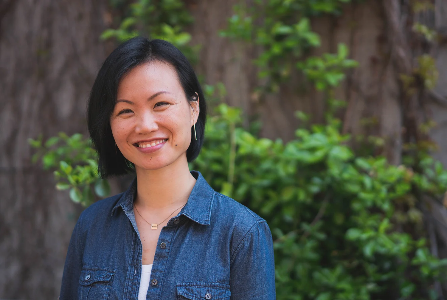 cat-luu-health-coach-about-me-headshot-banner-main-page-1500x1000.jpg