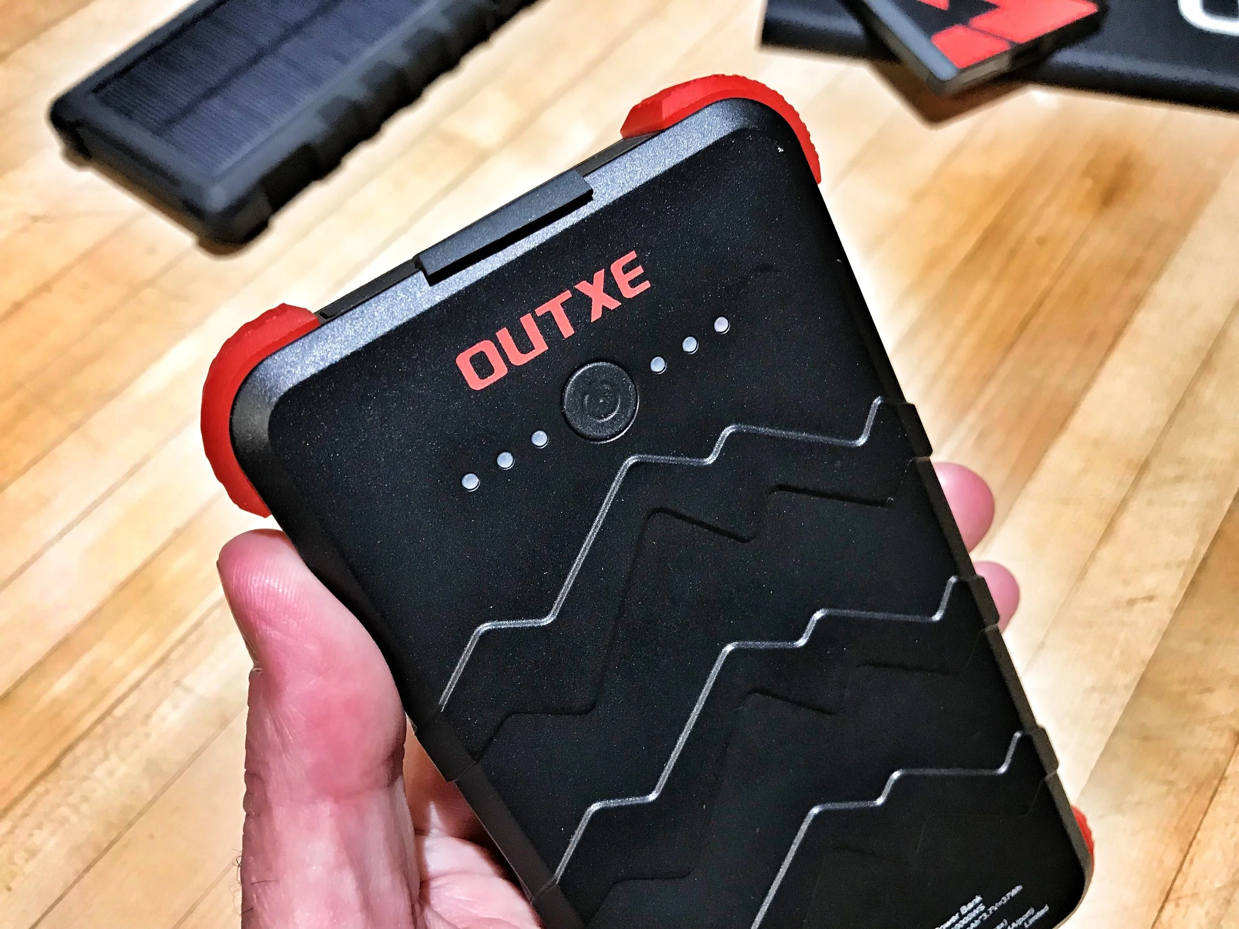 OUTXE 10000mAh Rugged Solar Portable Power Bank