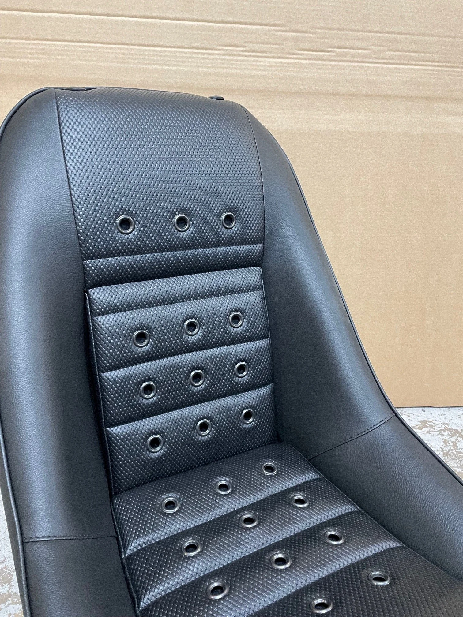 Cobra Seat_RS40.jpg