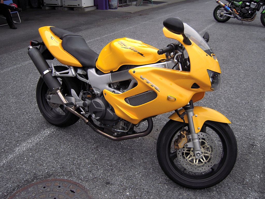 Vtr1000f.jpg