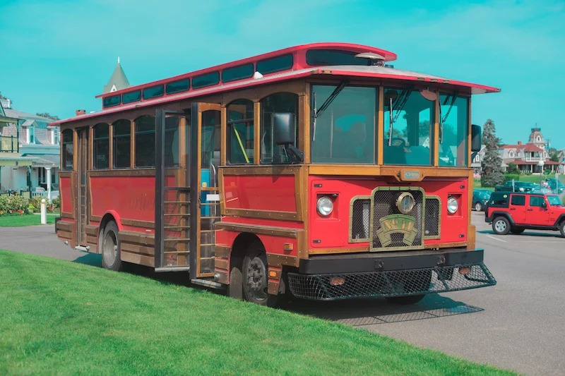 mv_sightseeing_red_trolley_web.jpg
