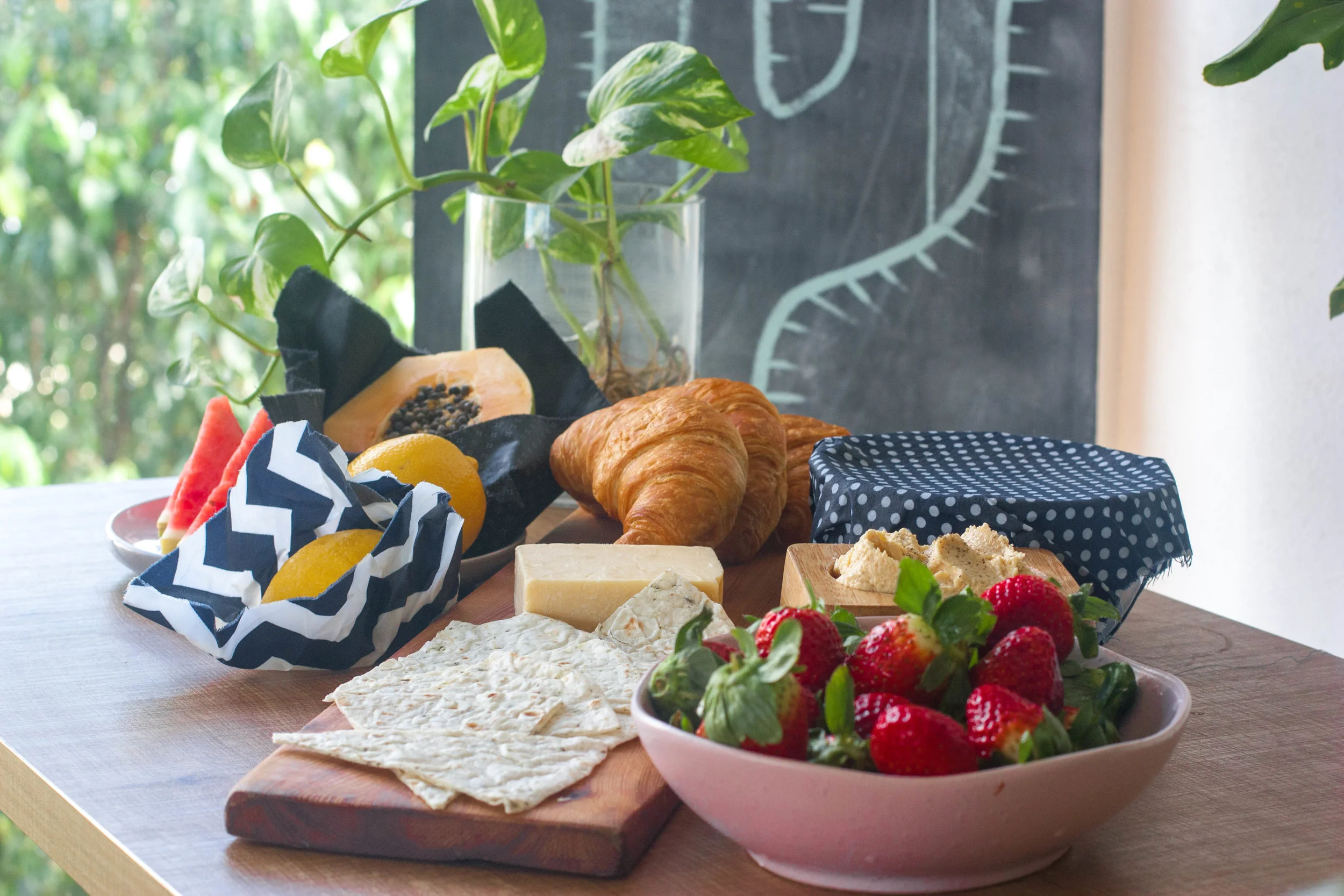DIY beeswax foodwrap tutorial.jpg