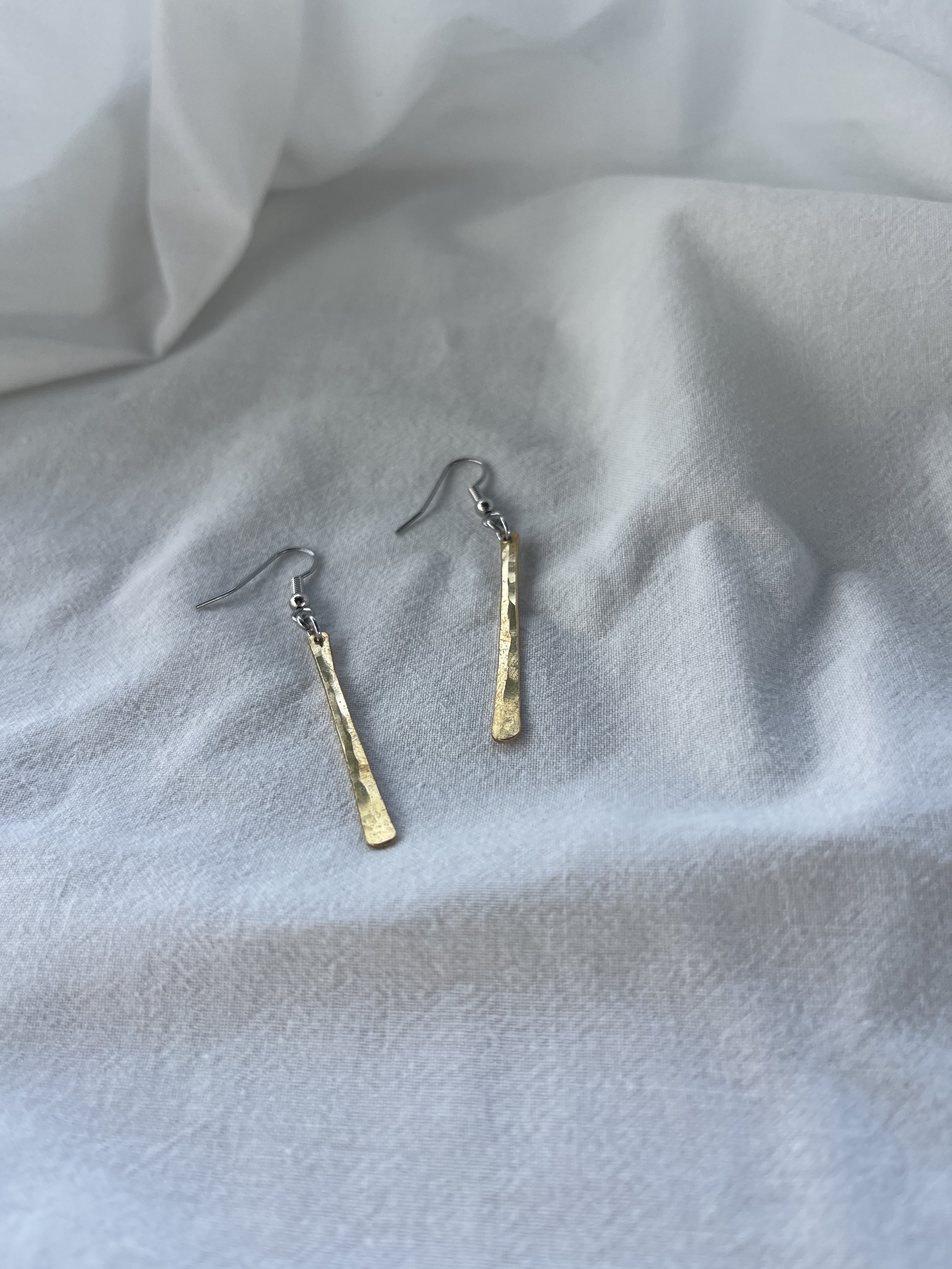 Straight earrings brass 1.JPG