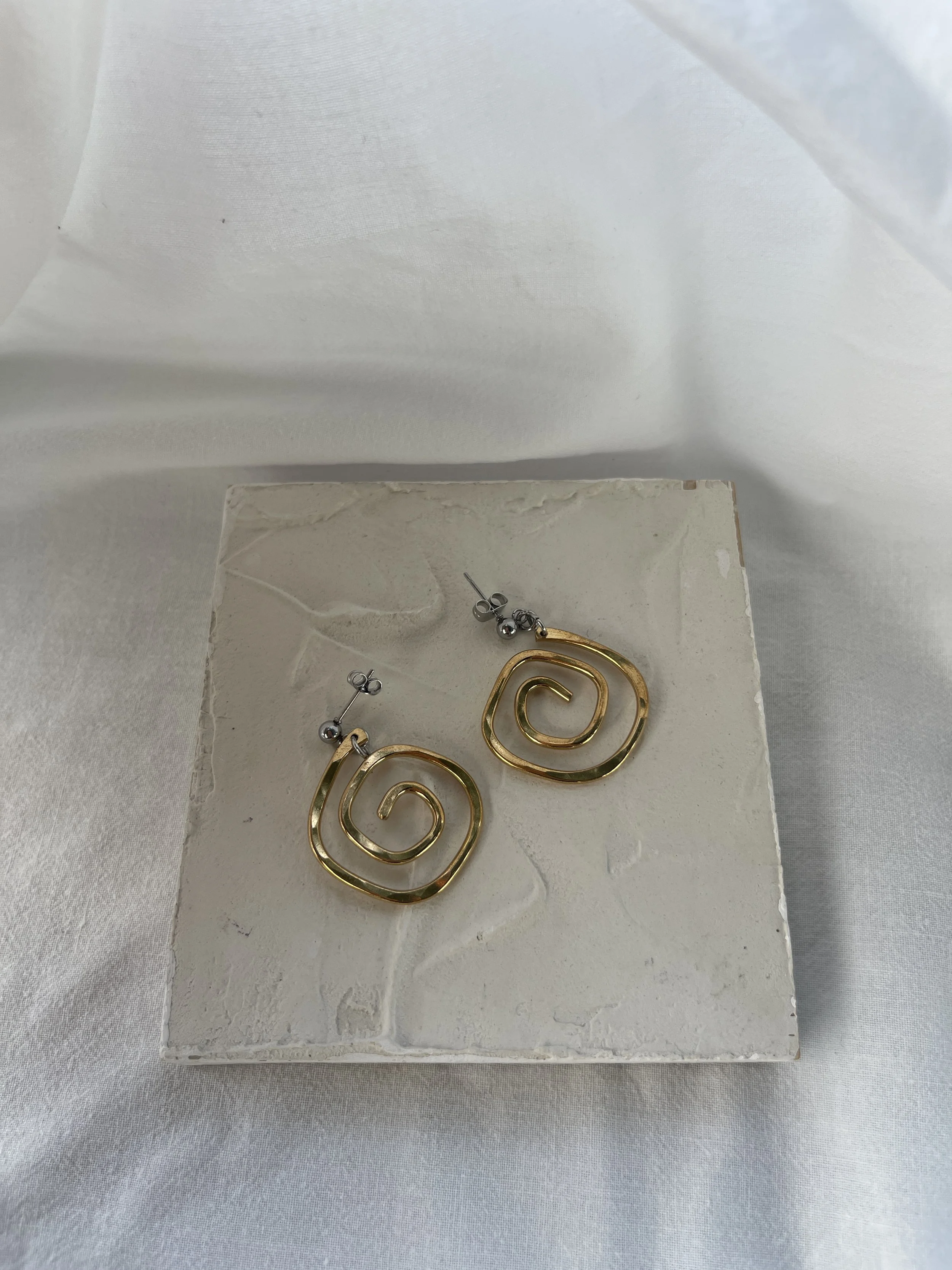 Funk Spiral Earrings (brass) - small.JPG