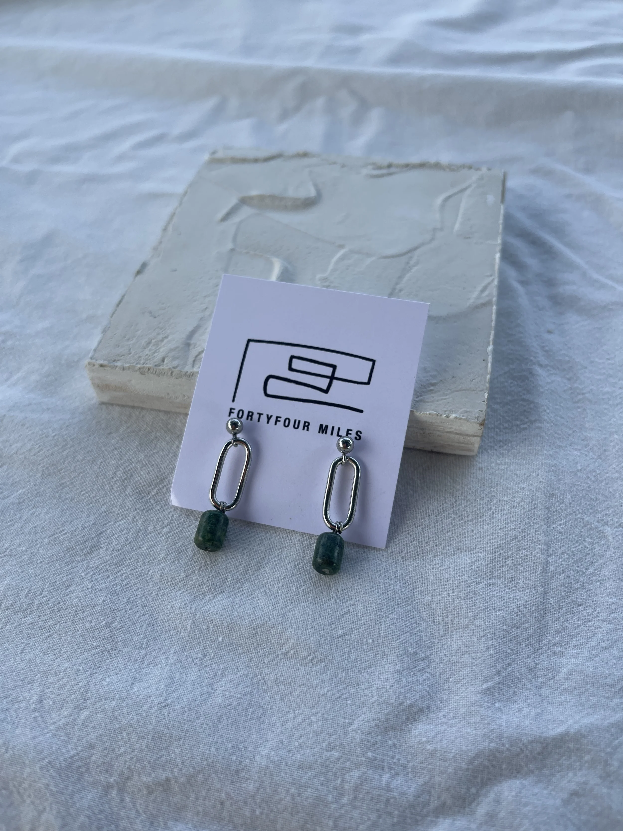 Link drop green tic tac bead.JPG