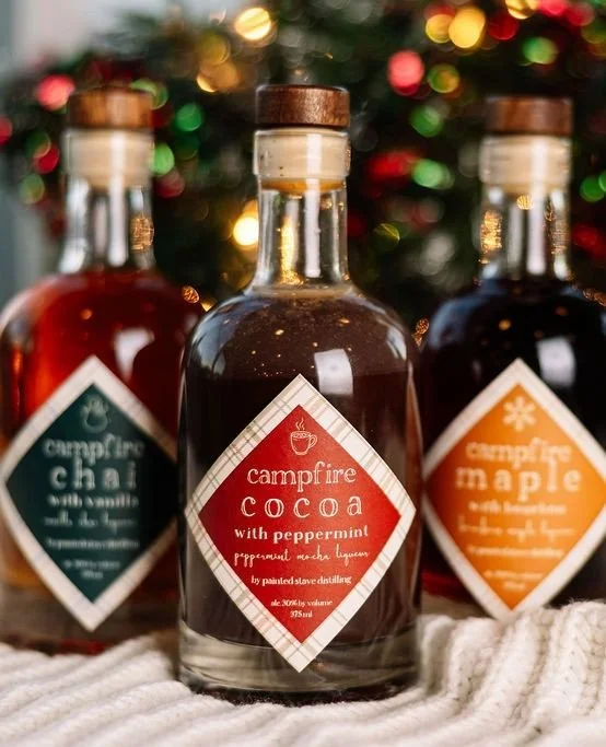Although the gift boxes are indeed sold out, 375 ml. bottles of the holiday campfire collection are still in stock ✨ Be the winner of white elephant, make your bar cart a little more festive, or get it as a gift. Order online for pick up, or come on 