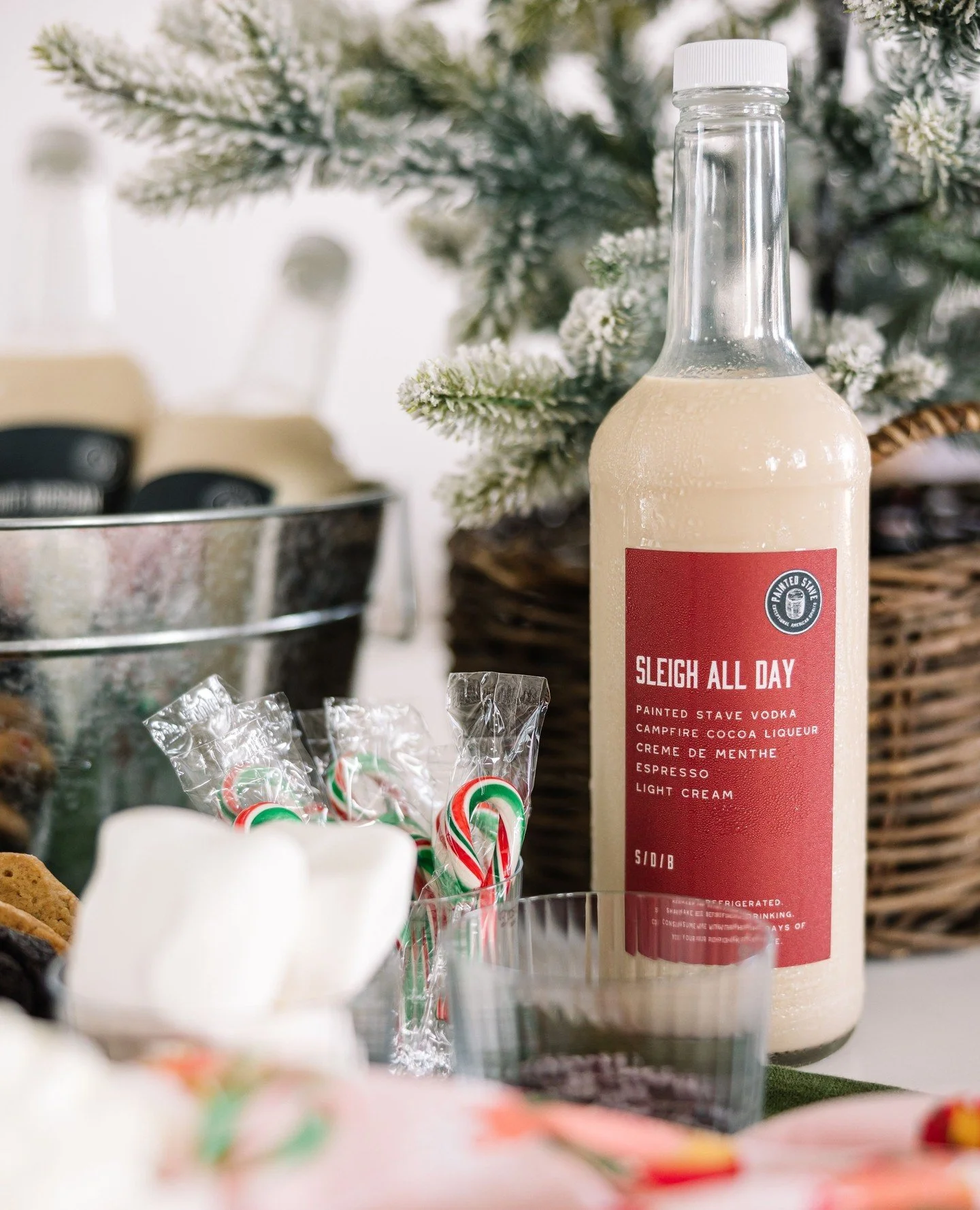 LAST CALL! We're in the final hours of a darn good sale (if we do say so ourselves). ⁠
👕🥃 2 FOR $55 | A core collection 750 ml. bottle and your choice of a t-shirt or hat for $55. ⁠
⁠
✨🎄 20% OFF | Take 20% off of $150+ with the code 'MERRY20"