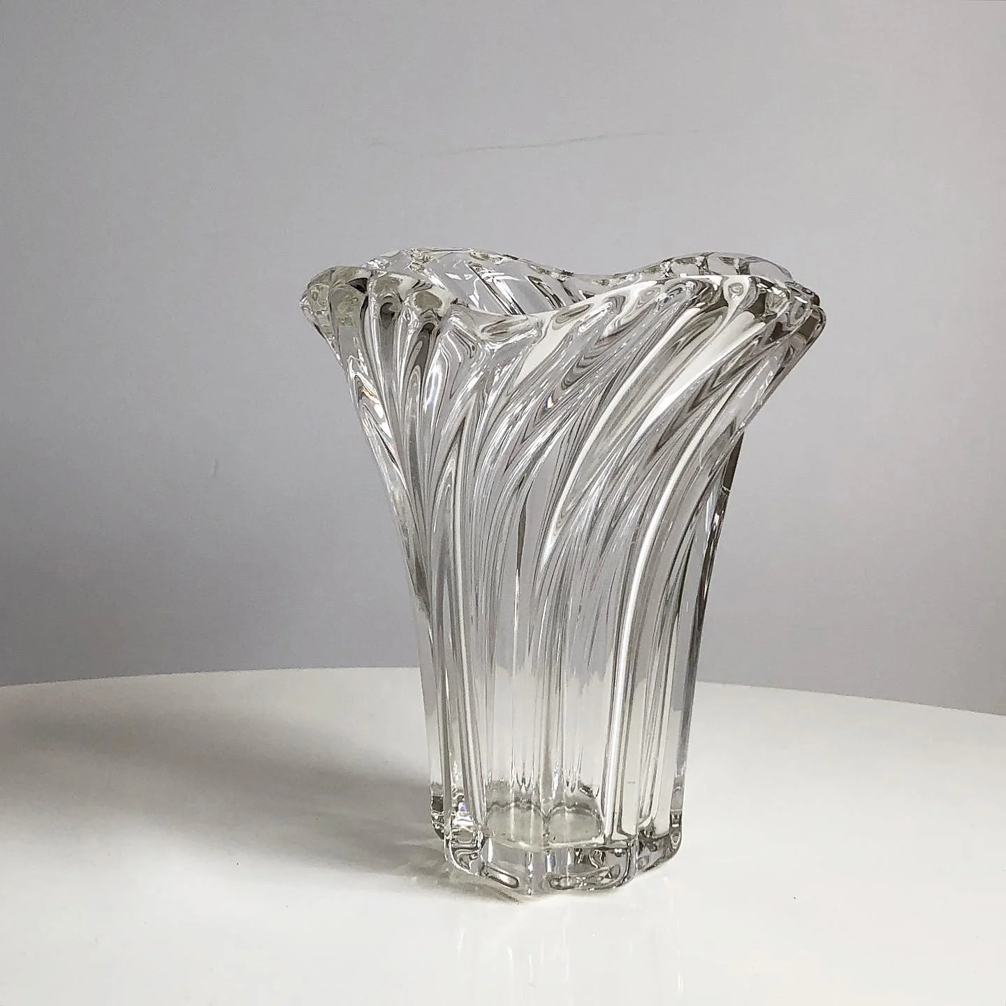 fluted top glass vase 2.JPG