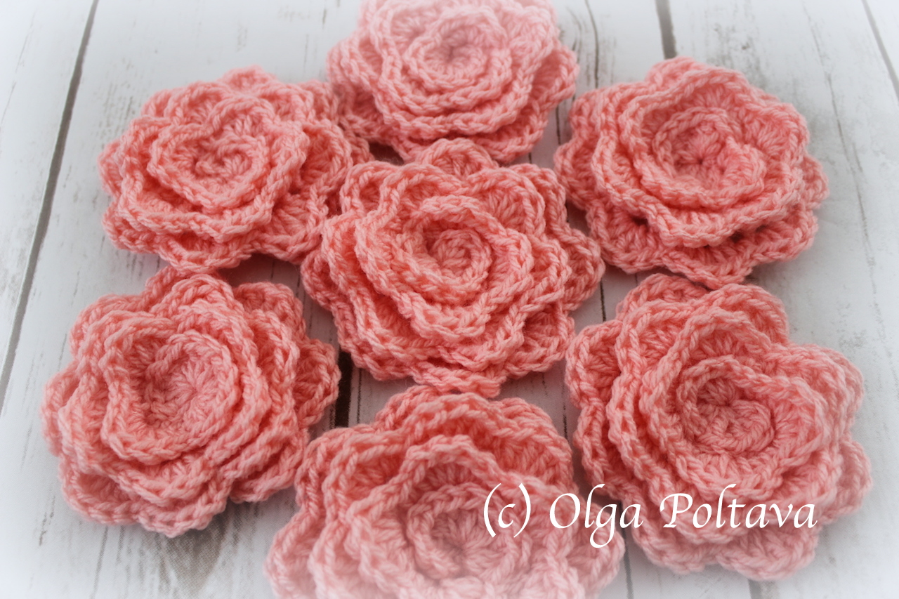 Rolled Up Crochet Rose, Easy and Quick to Make, Free Crochet Pattern and Video Tutorial