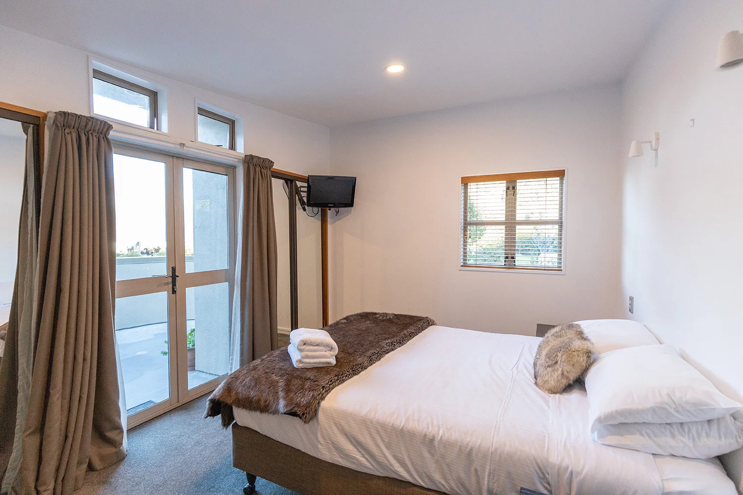 3-bedroom-apartments-queenstown.jpg