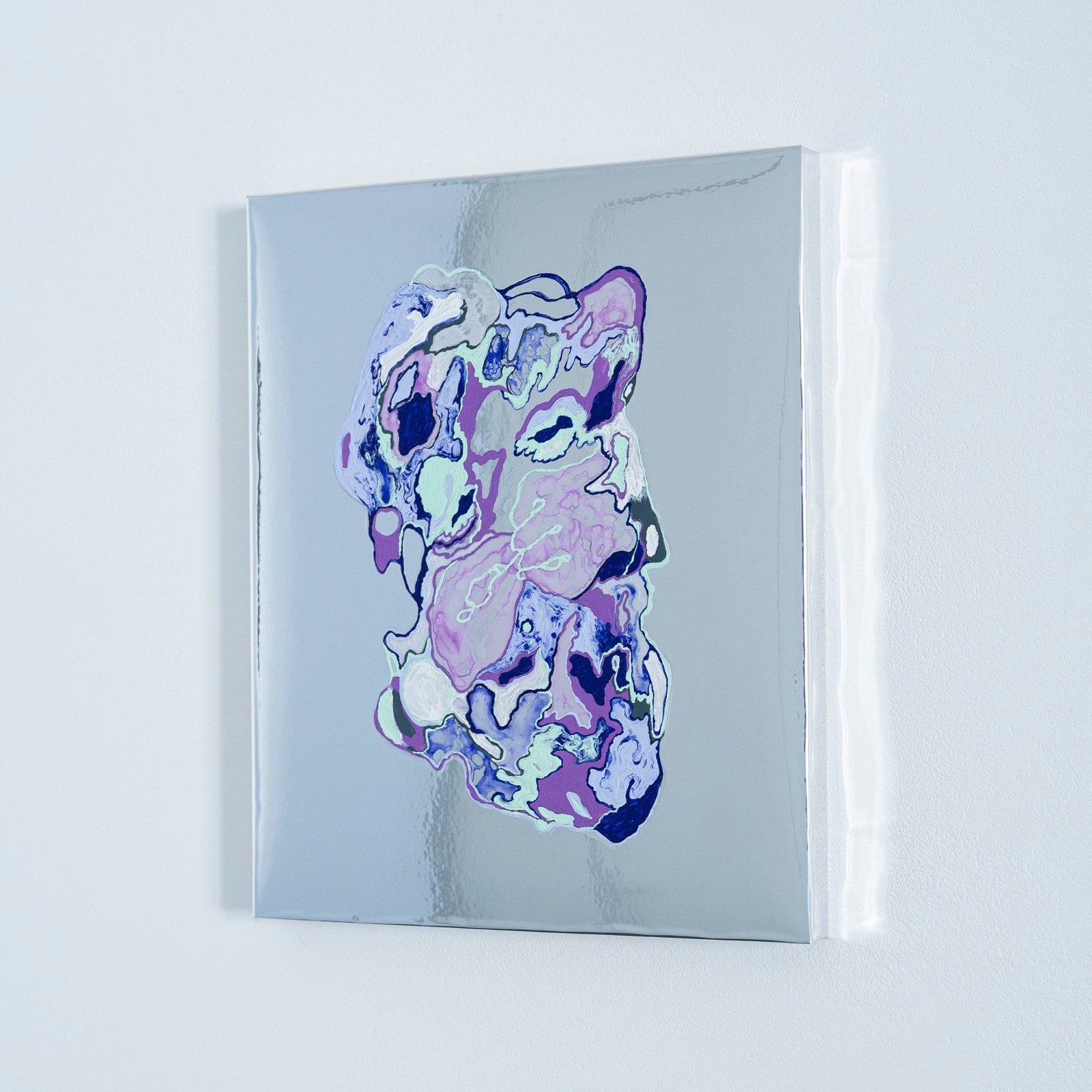   “Liquid 9” 2022, H27.2×W22 cm, acrylic on PVC film  