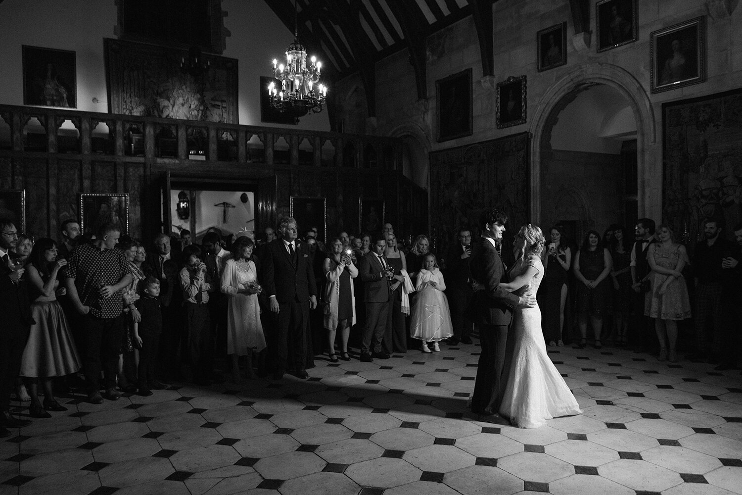 berkeley-castle-wedding-photography-13.jpg