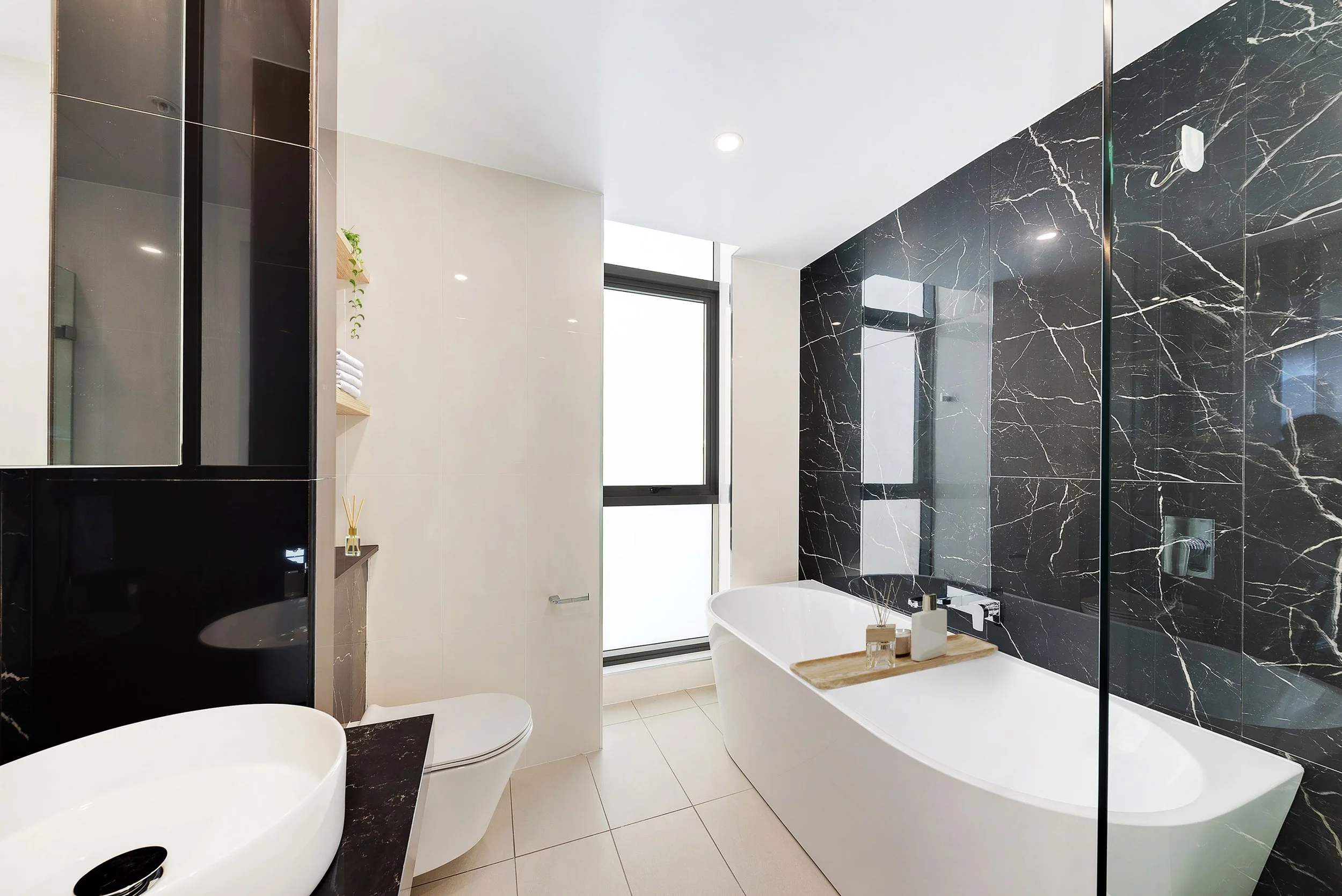 Bathroom 2.jpg