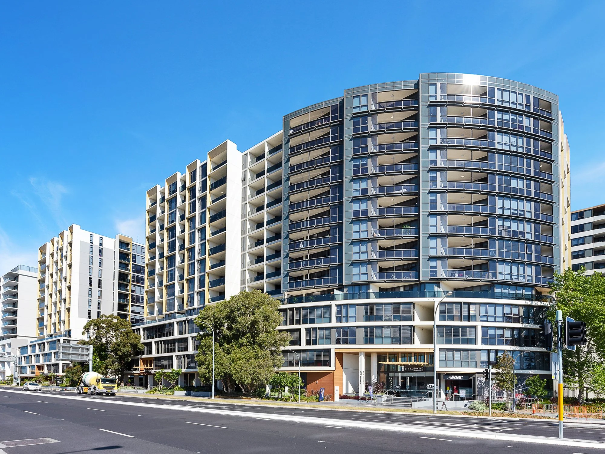 Building (1).jpg
