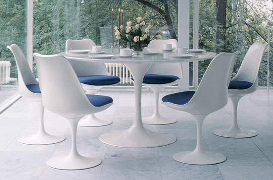 Eero Saarinen Tulip Stuhl — BauhausBerlin BauhausDesign Möbel