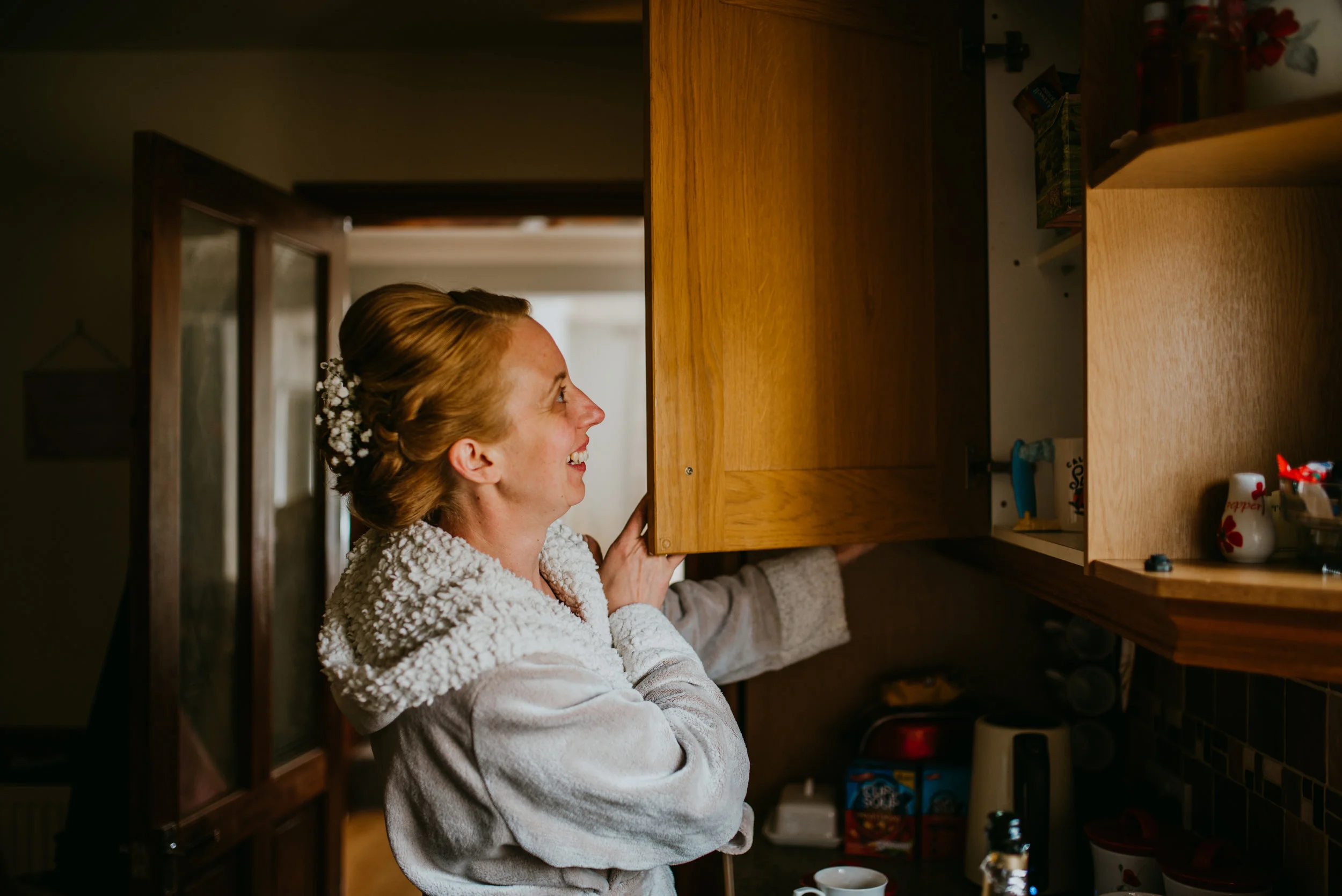swansea-wedding-photographer-fun-south-wales-golden-hour6.jpg