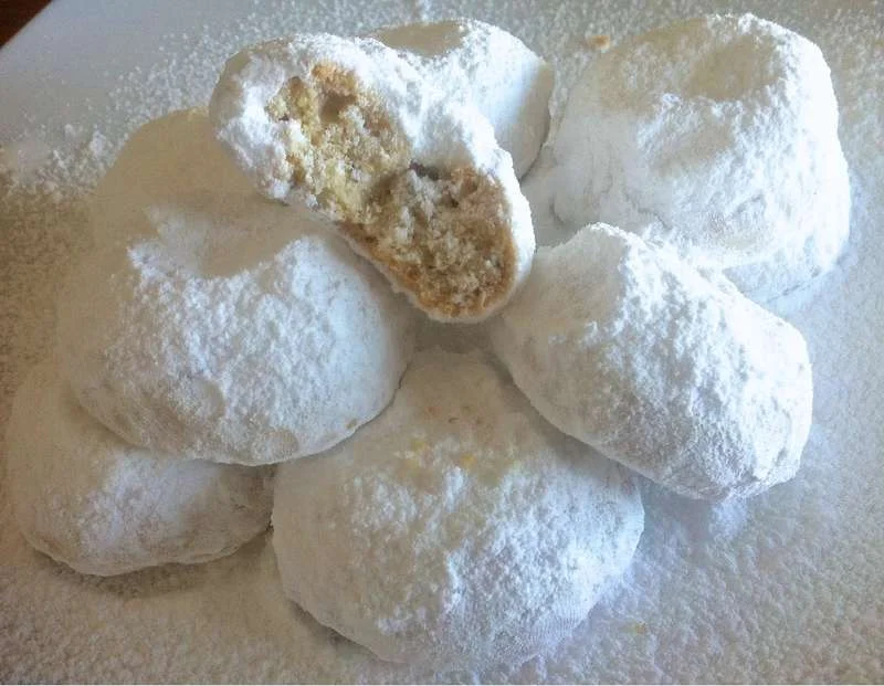GreekKourabiedes Lg.jpg