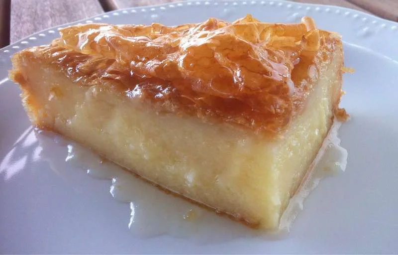 Galaktoboureko-Greek-Custard-Pie-with-Syrup1-800x512.jpg
