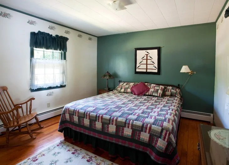 Chickadee-Room.jpg