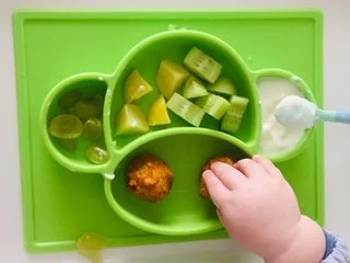 Preventing food allergies in babies - introducing solids correctly