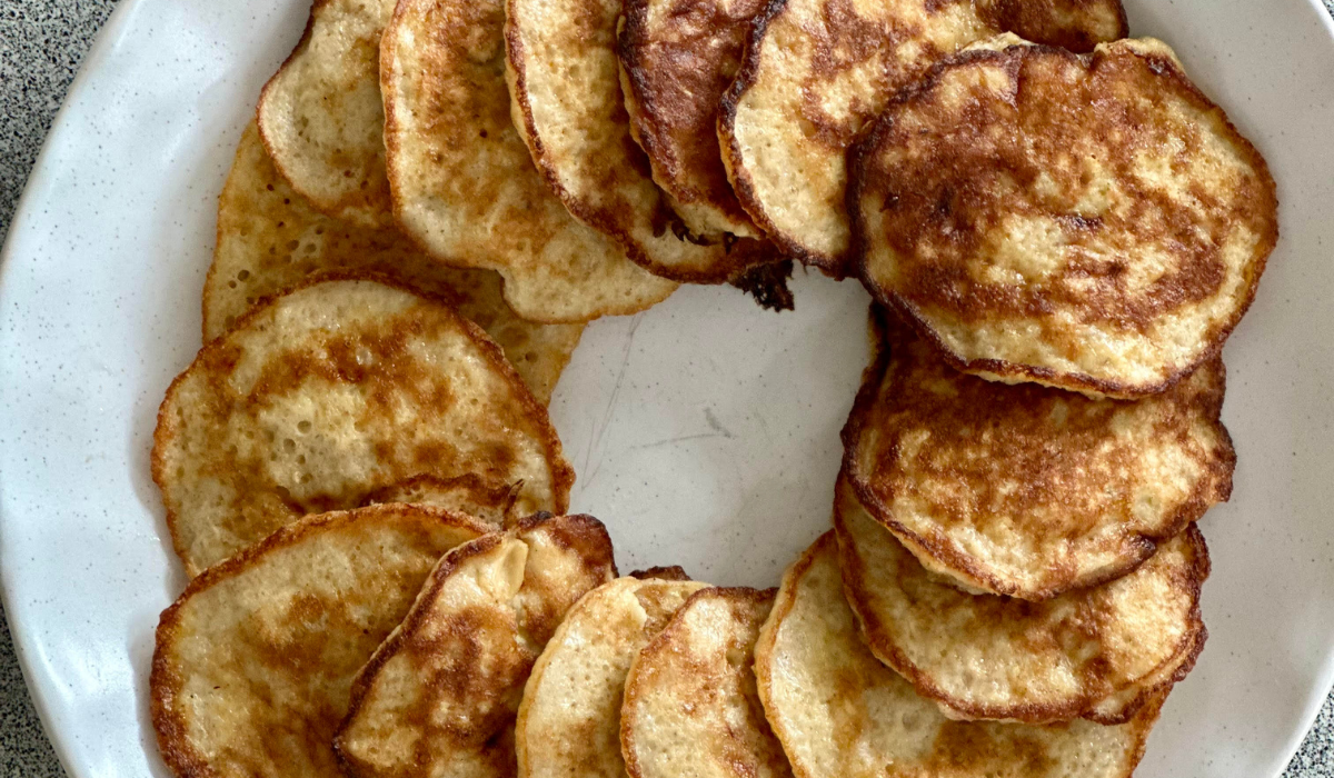 Banana, Egg and Oat Pikelets