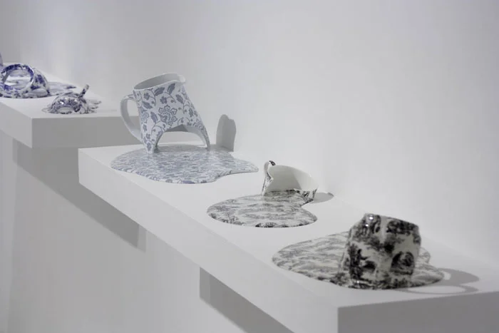 LIVIA MARIN | SUTURA 