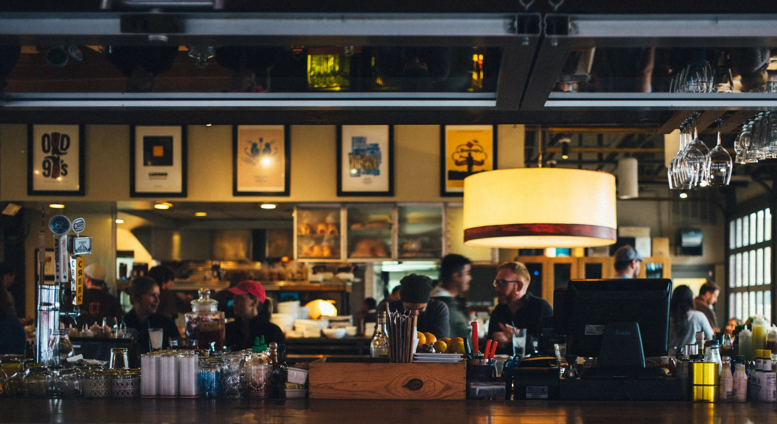 restaurant+serge-esteve-5821-unsplash.jpg