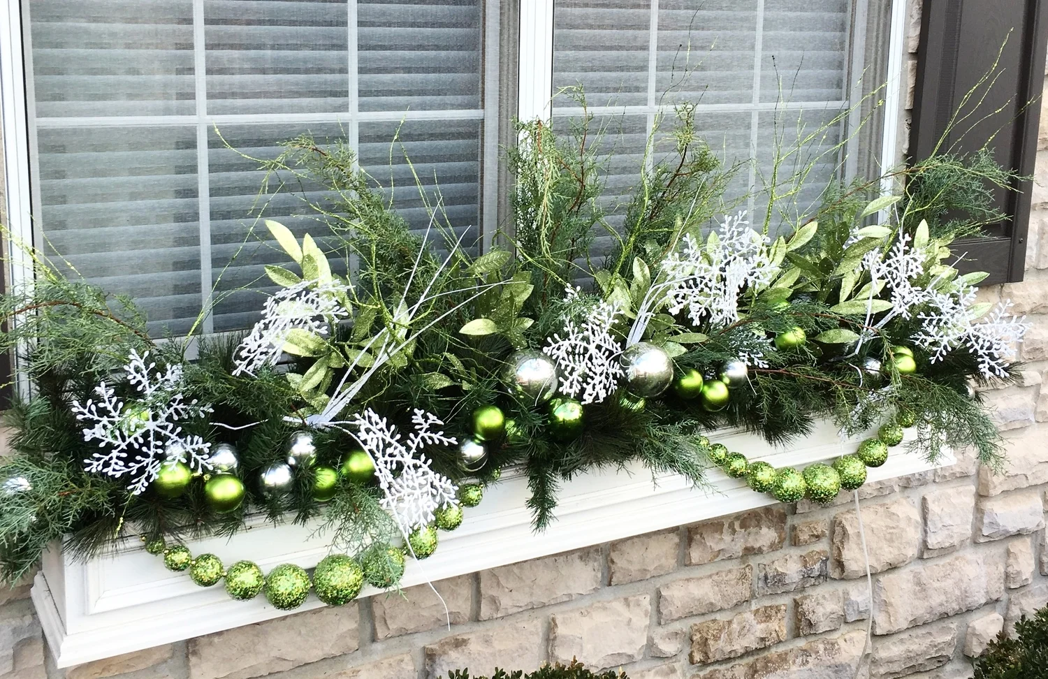 Winter Wow Windowboxes