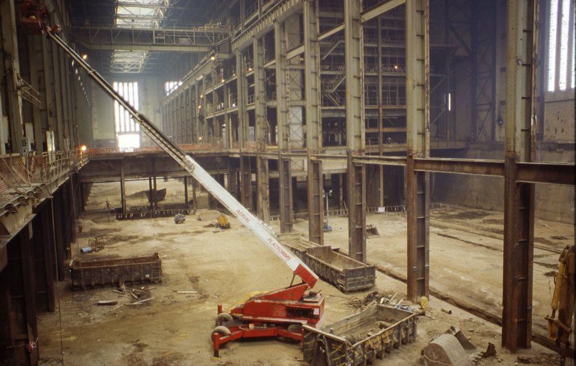 Tate Moder in construction (1996)