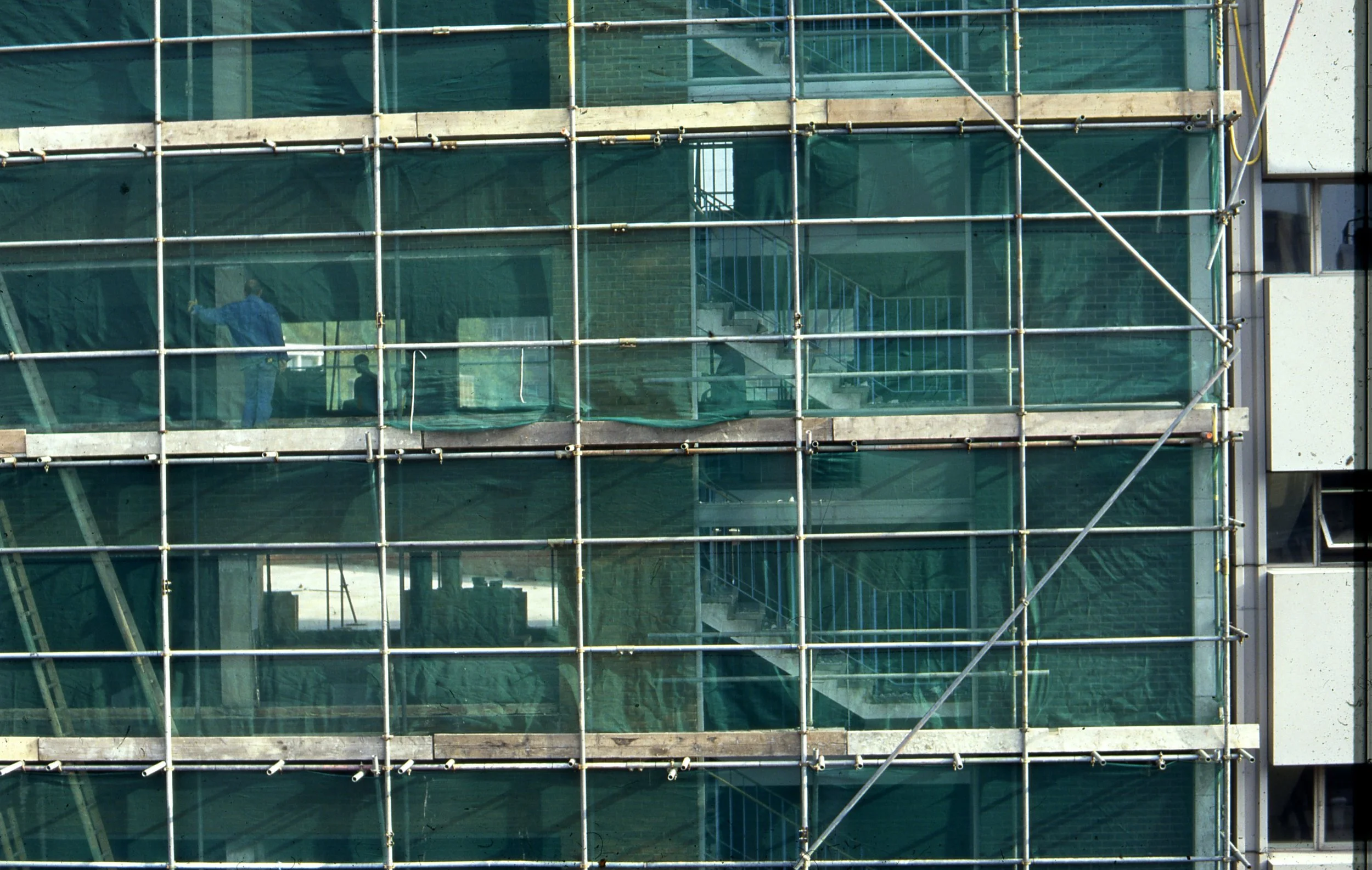 through the building026.jpg
