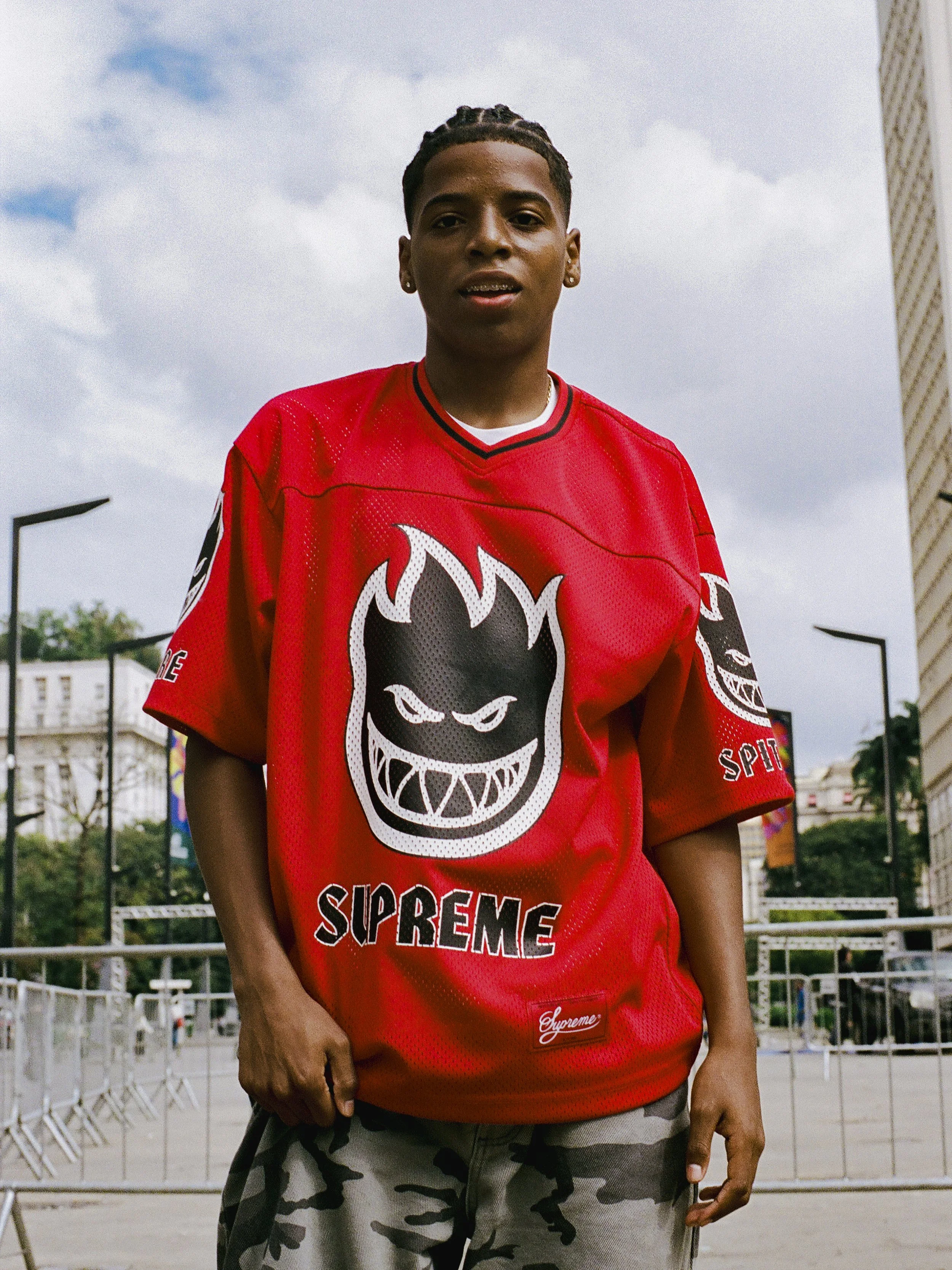 06_SS26_Spitfire_Lifestyle.jpg