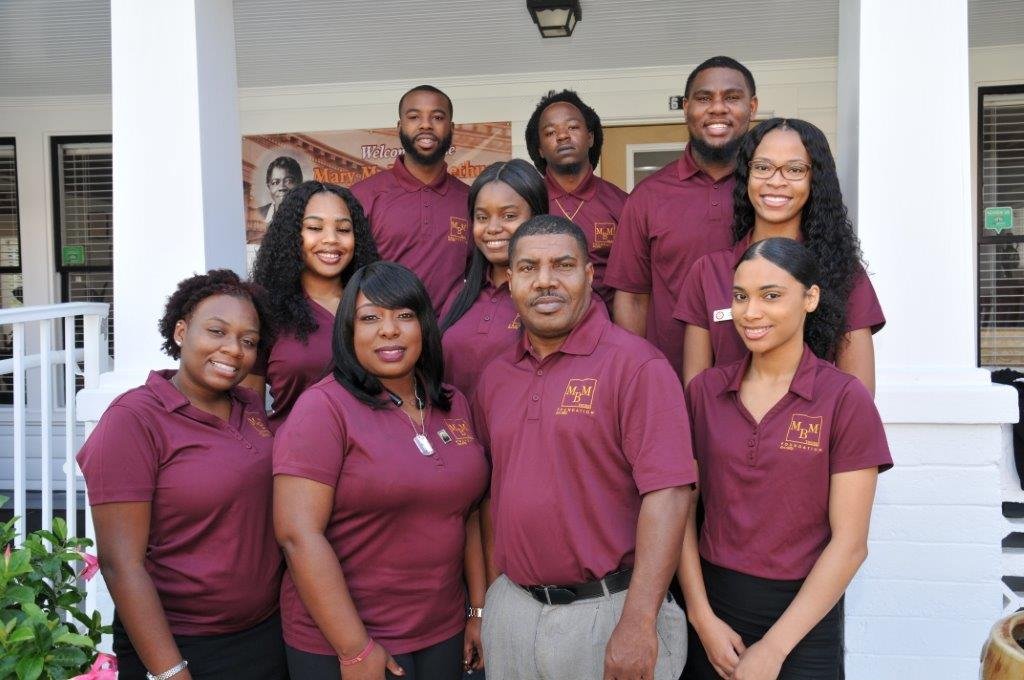 Foundation home staff and student tour guides.
