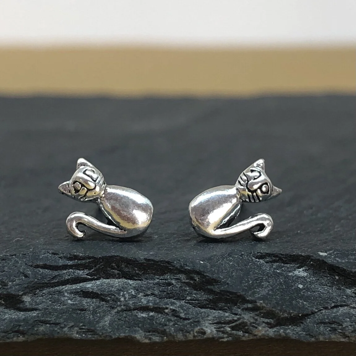 Silver Lucky Cat Stud Earrings — Silver Circle Jewellery