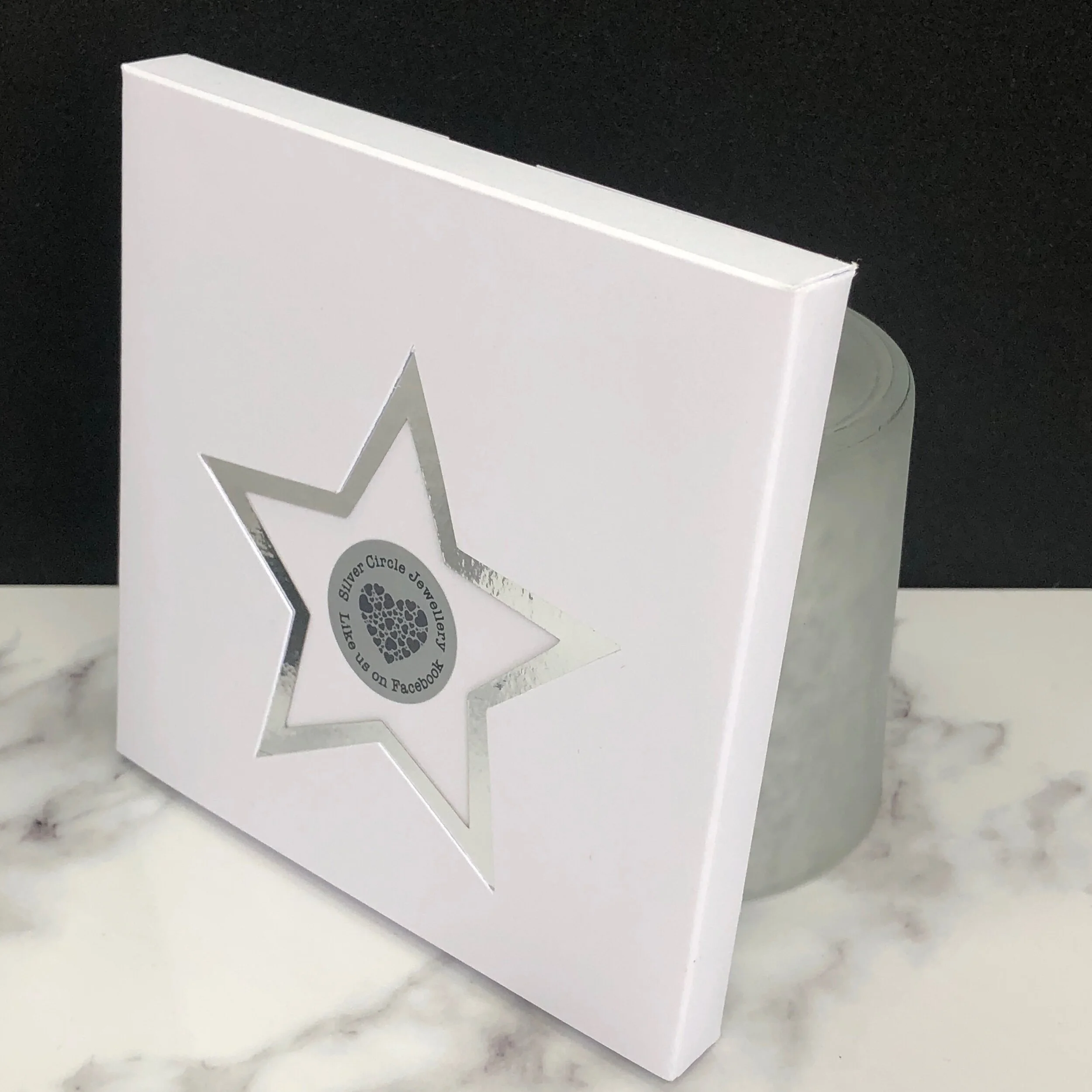 231AC6F8-DB7C-428D-95EE-BF0B01406043