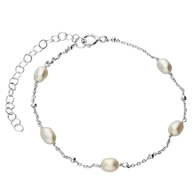 pearl bracelet white.jpg