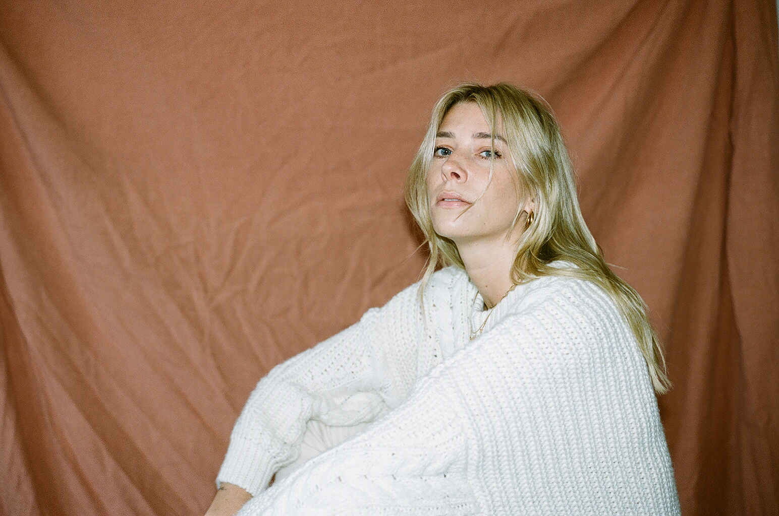 Cream and linen 2.jpg