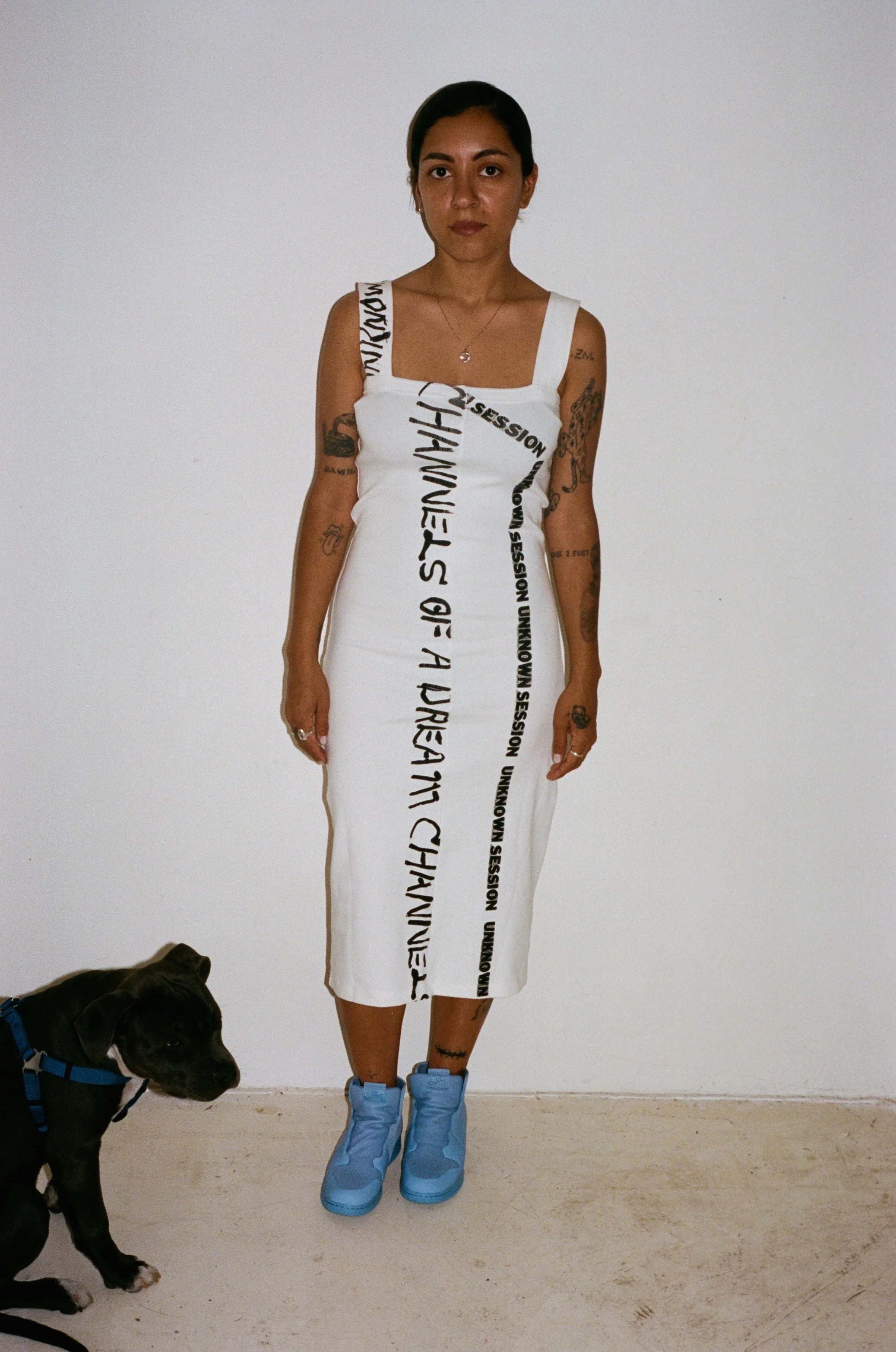 DRESS_WHITE_FRONT_1.jpg
