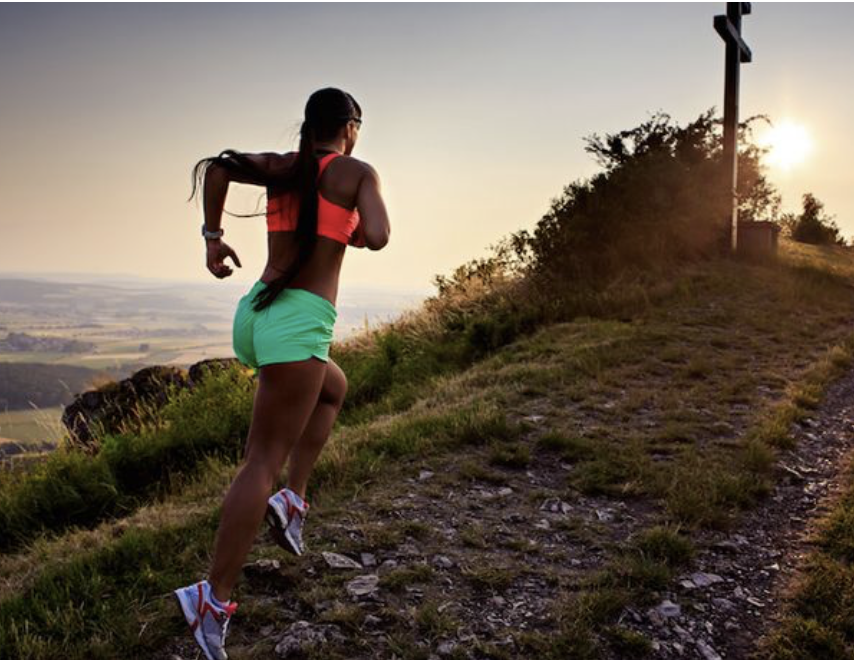 Fersenschmerzen: Welche Schuhe das Risiko für Plantarfasziitis beeinflussen können
