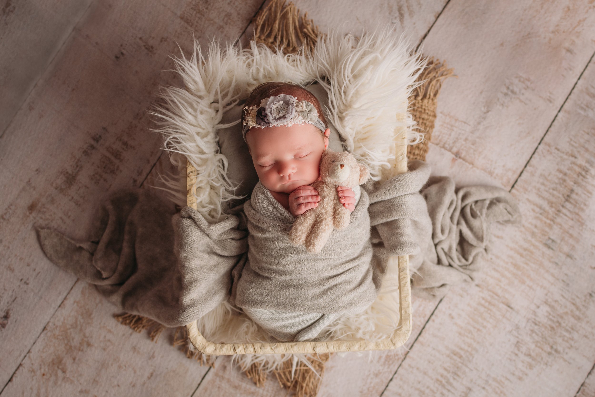 Sweet and innocent newborn baby pictures