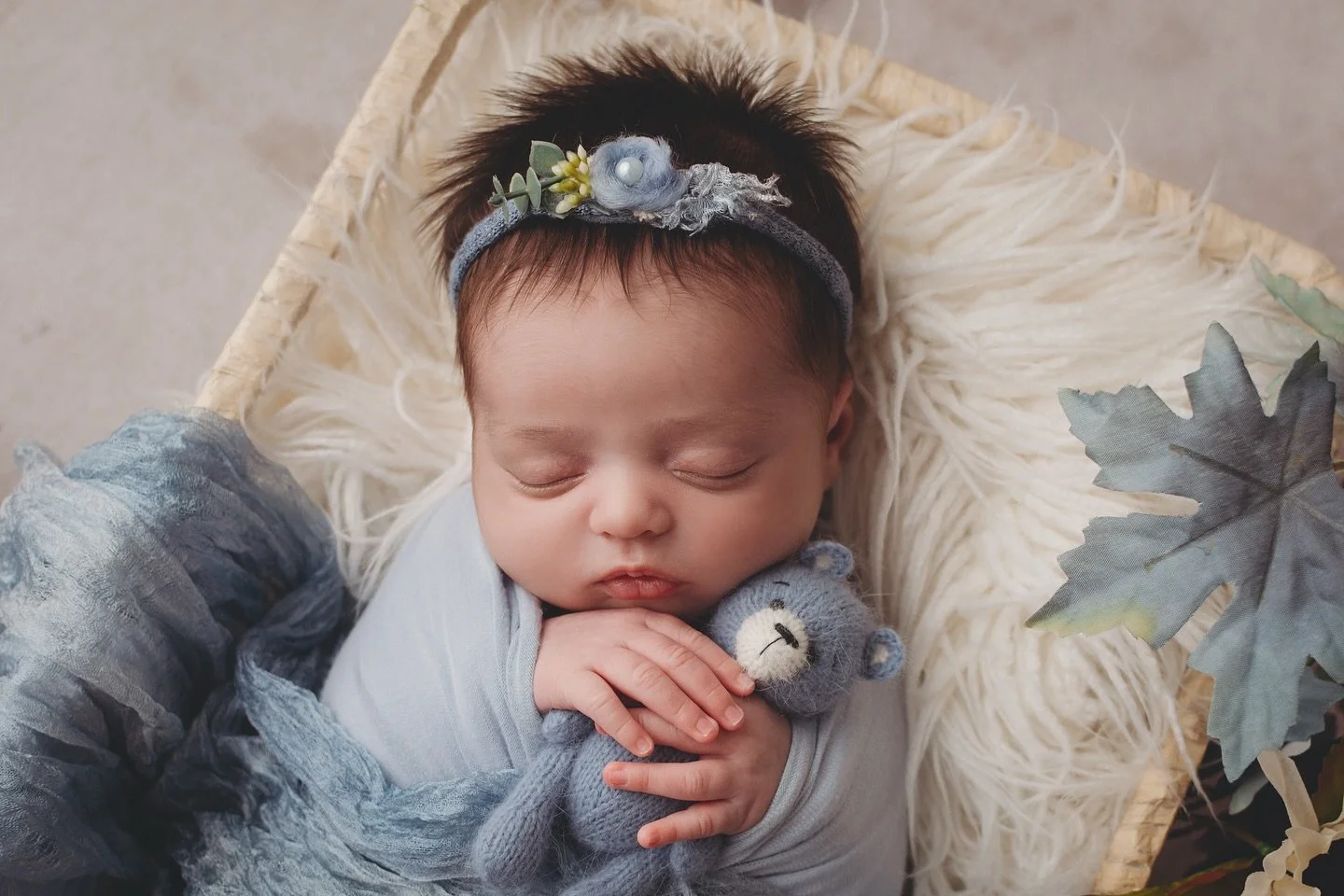 Baby blue looked so sweet on this little lady! 🩵
.
.
#triadphotographer #ncnewbornphotographer #babyphotoshoot #newbornbabygirl #newbornphotostudio