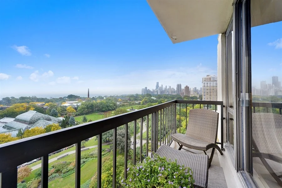 2314 N. Lincoln Park West, #11S